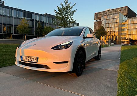 Tesla Model Y LONG RANGE Dual Motor AWD GARARANTIE