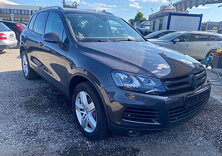 VW Touareg Volkswagen V6 TDI BMT. TOP