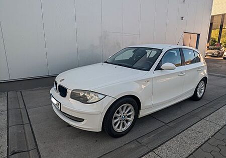 BMW 118d -2.hand , TÜV 04/27