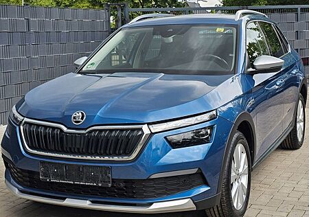 Skoda Kamiq Scoutline*AMBIENTE*LED*NAVI*CAM*2 KLIMAZ-*