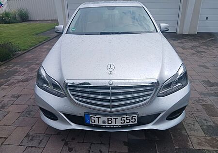 Mercedes-Benz E 220 BlueTEC BE Edition AVANTG. Autom. Edit...