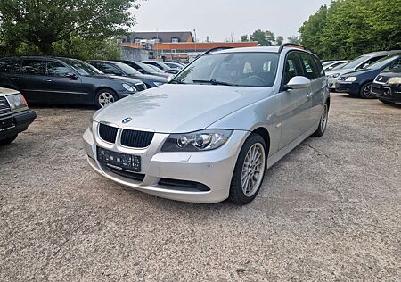 BMW 320i 3 Touring *Xenon*Navi*
