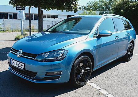 VW Golf Volkswagen -7 Variant Highline top gepflegt AHK