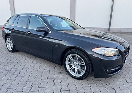 BMW 520 d Aut.*Navi-CarPlay~Xenon~Leder~SHZ~PDC~F1*