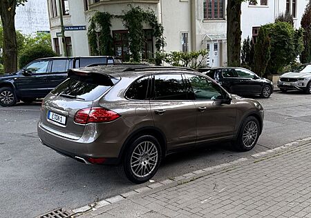 Porsche Cayenne gebraucht kaufen Porsche Cayenne 3.6 Umbra metallic, (2-Hand) Gepflegt