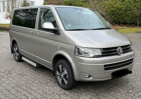 VW T5 Multivan Volkswagen Highline TDI DSG- Rollstuhl- 1.Hand