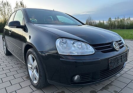 VW Golf Volkswagen V Lim. United 1.6*TÜV/NEU*KLIMA*ALU*2HAND**