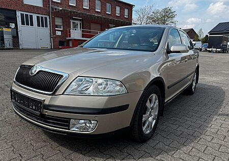 Skoda Octavia 1.6 LEDER TÜV KAMERA KLIMA TOP