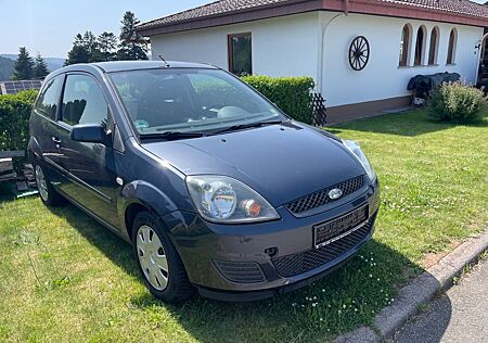 Ford Fiesta 1,3 51 kW Ambiente Ambiente