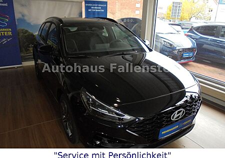 Hyundai i30 cw 1.5 DPI SmartStream 6MT Comfort Navi/LED