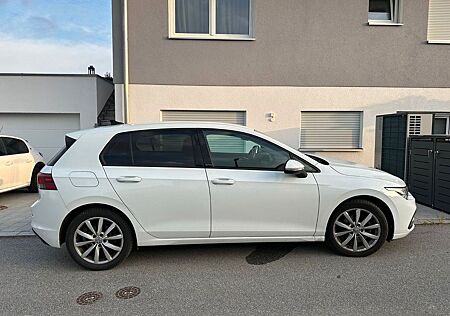 VW Golf Volkswagen 1.5 TSI OPF 110kW ACTIVE