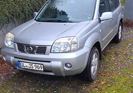 Nissan X-Trail 4x4 2.2 dCi Elegance