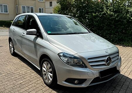 Mercedes-Benz B 180 CDI - Unfallfrei - Tüv bis 09/2025