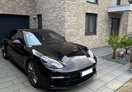 Porsche Panamera Turbo Approved Bis 12/26