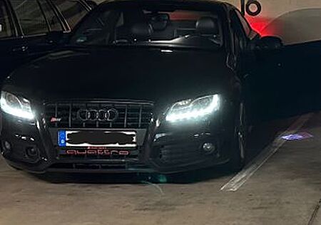 Audi S5 V8 4.2L 100k km der Motor 110db Stand