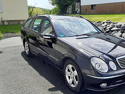 Mercedes-Benz E 240T Avantgarde