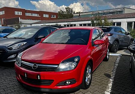 Opel Astra GTC 2.0 Turbo Sport 125kW Sport