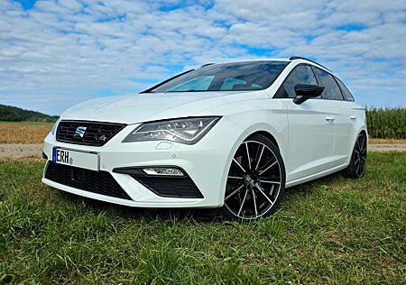 Seat Leon ST 2.0 TDI 184PS FR DSG AHK