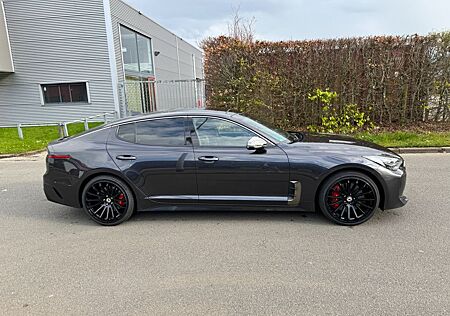 Kia Stinger 3.3 T-GDI AWD GT VOLL 24200€