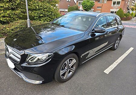 Mercedes-Benz E 200 T Autom. - Avantgarde
