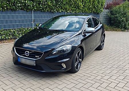 Volvo V40 D3 Geartronic R-Design