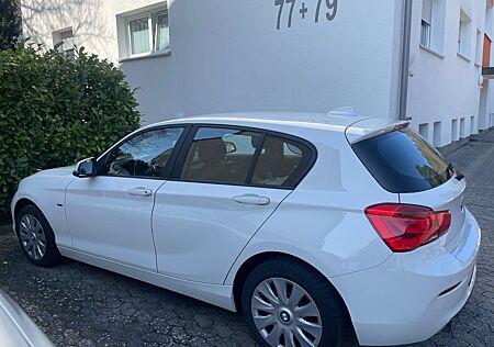 BMW 118i -