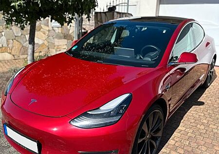 Tesla Model 3 gebraucht kaufen Tesla Model 3 Allradantrieb mit Dualmotor Performance