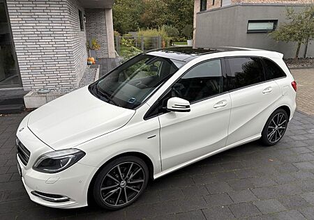Mercedes-Benz B 180 BlueEFFICIENCY