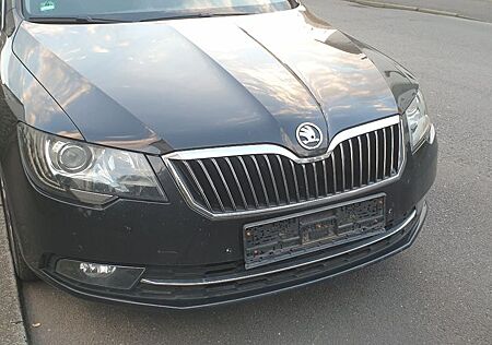 Skoda Superb 2.0 TDI Green tec DSG Exclusive Combi...