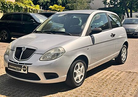 Lancia Ypsilon 1.2 8V Argento | KLIMA | WENIG KM