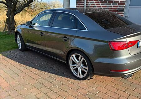 Audi A3 2.0 TDI S tronic quattro S line Sportb. S...
