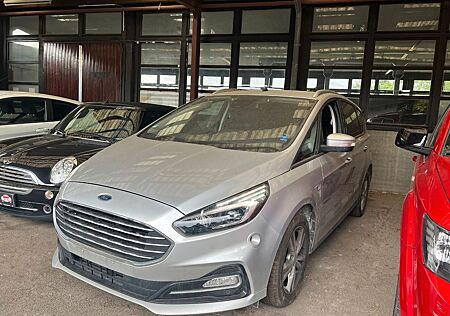 Ford S-Max Automatik/190PS/LED/NAVI/SHS/EURO6/1.HAND