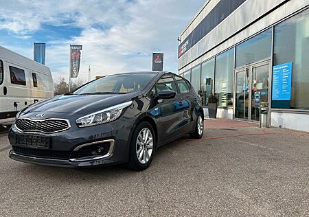 Kia Cee'd / Ceed
