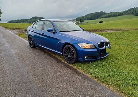 BMW 320i -