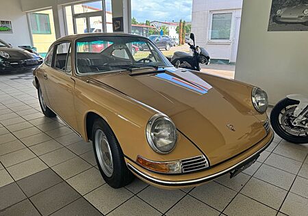 Porsche 912 restauriert mit seltenem Schiebedach