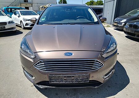 Ford Focus Turnier Titanium+ATM 19000km+NAVI+CAM+SHZ