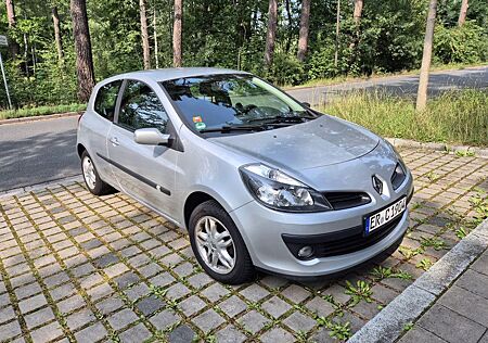 Renault Clio Campus 1.2 16V Campus // Top Zustand + TÜV