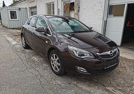 Opel Astra 2.0 CDTI Color Edition Automatik Color...