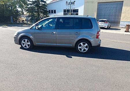 VW Touran Volkswagen United