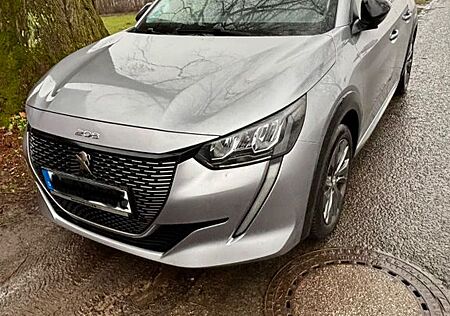 Peugeot e-208 136 Active Pack Active Pack