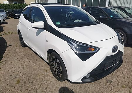 Toyota Aygo (X) Aygo -play Team D-Kamera-PDC-CarPlay-Faltd