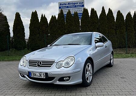 Mercedes-Benz C 220 CDI [Automatik][12-Fachbereift] [Facelift]