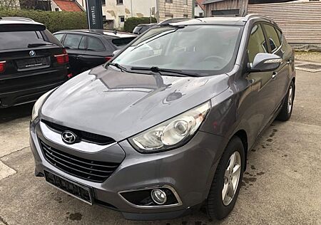 Hyundai ix35 Premium AWD.AHK.Pano.Navi.Kamera.Leder.