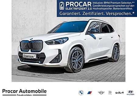 BMW iX1 eDrive20 DA DAB PANO HiFi Komfortzg. Shz.