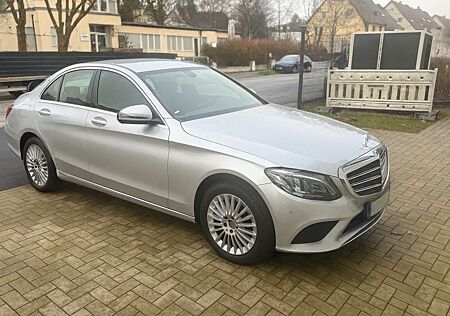 Mercedes-Benz C 200 -