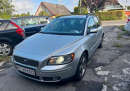Volvo V50 Kombi 2.4i Momentum