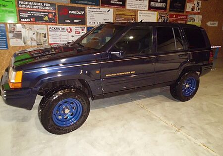 Jeep Cherokee Grand ZJ 4.0 Neu TÜV/Benzin/LPG-Gas