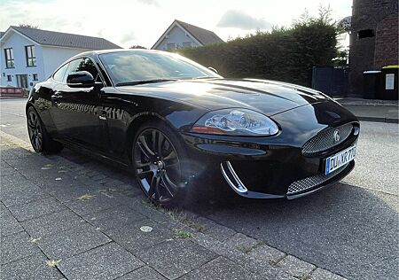 Jaguar XKR 5.0 V8 Coupé - Deutsch - Historie - Vulcan