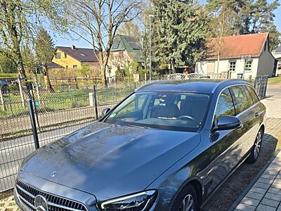 Mercedes-Benz E 200 T Autom. -