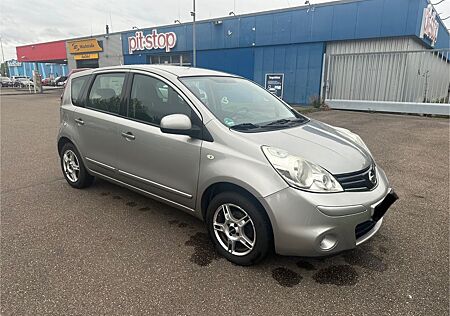 Nissan Note acenta 1.6 Automatik acenta
